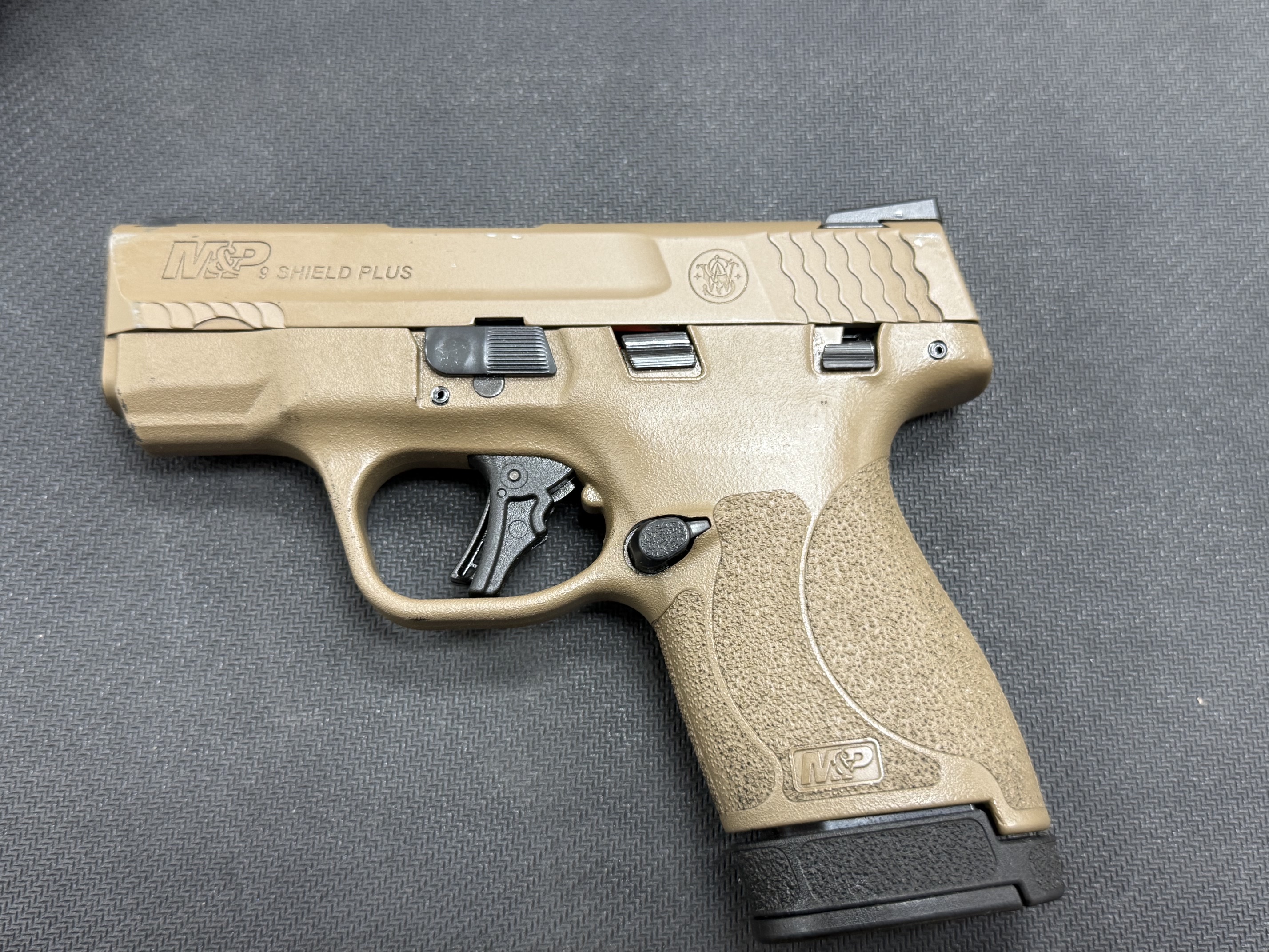 USED SMITH & WESSON M&P9 SHIELD PLUS FDE 9MM WITH BOX & 2 MAGS, HOLSTER-img-3