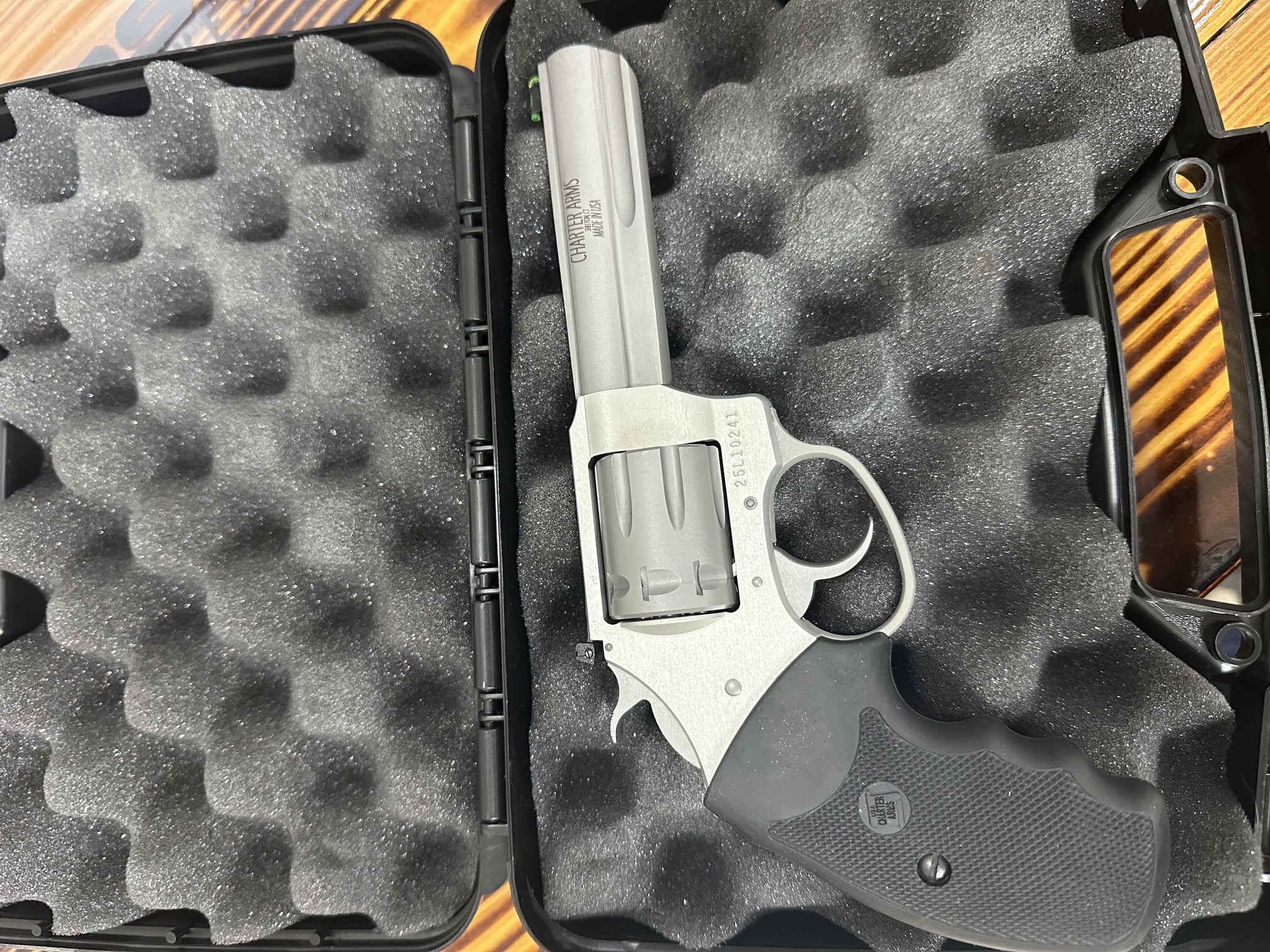 USED CHARTER ARMS TARGET PATHFINDER .22LR WITH BOX-img-1