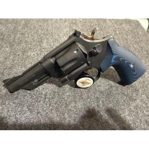 Smith & Wesson Model 28-2 .357Mag. Revolver