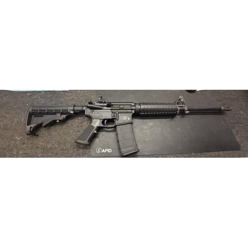 Smith & Wesson M&P 15  5.56 rifle