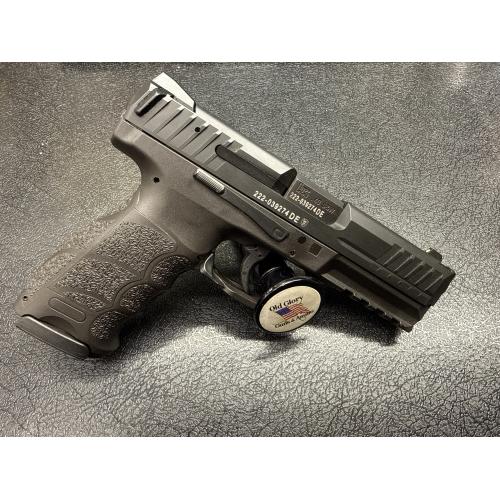 hk vp 40 with case extra mag