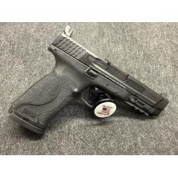 Smith and Wesson M&P 2.0 10mm with 7 mags and Apex trigger