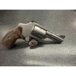 Smith & Wesson 60-15 pro .357 revolver