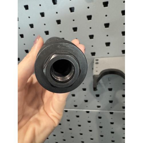 *USED* Dirty Dave "Hub" 718