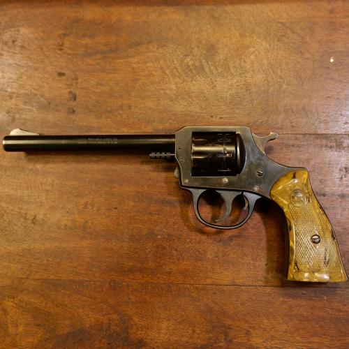 H&R 922 (Consignment)