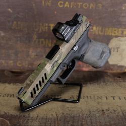 GLOCK 17 Gen 5 w/ Grey Ghost Precision upper, RP Warfinger trigger, and Holosun HS507C