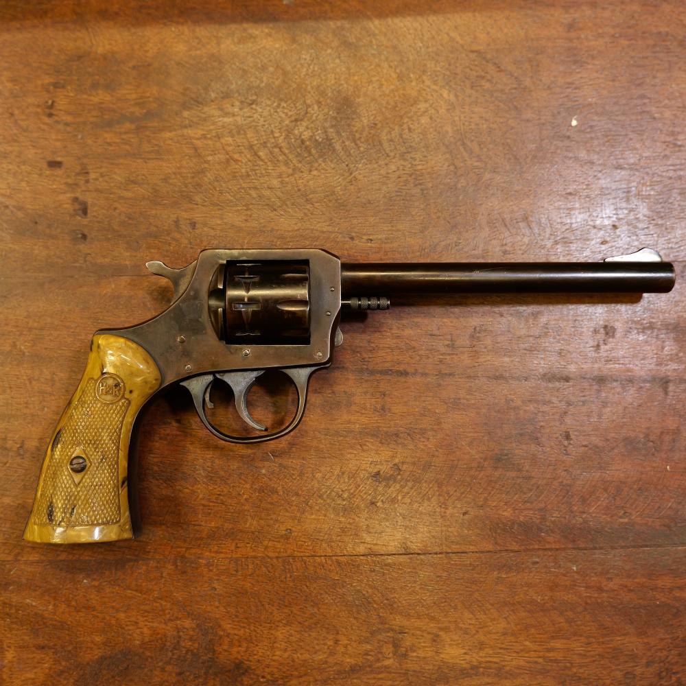 H&R 922 (Consignment)