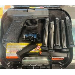 Glock 43X MOS with 5-Shield 15Rd Mags and TLR-7X Sub light