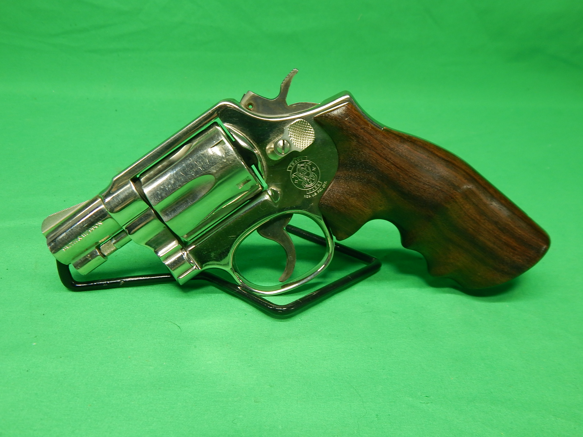 USED RARE SMITH & WESSON 12-3 .38SPL 1.875" 6RD REVOLVER. AIR WEIGHT NICKLE-img-0