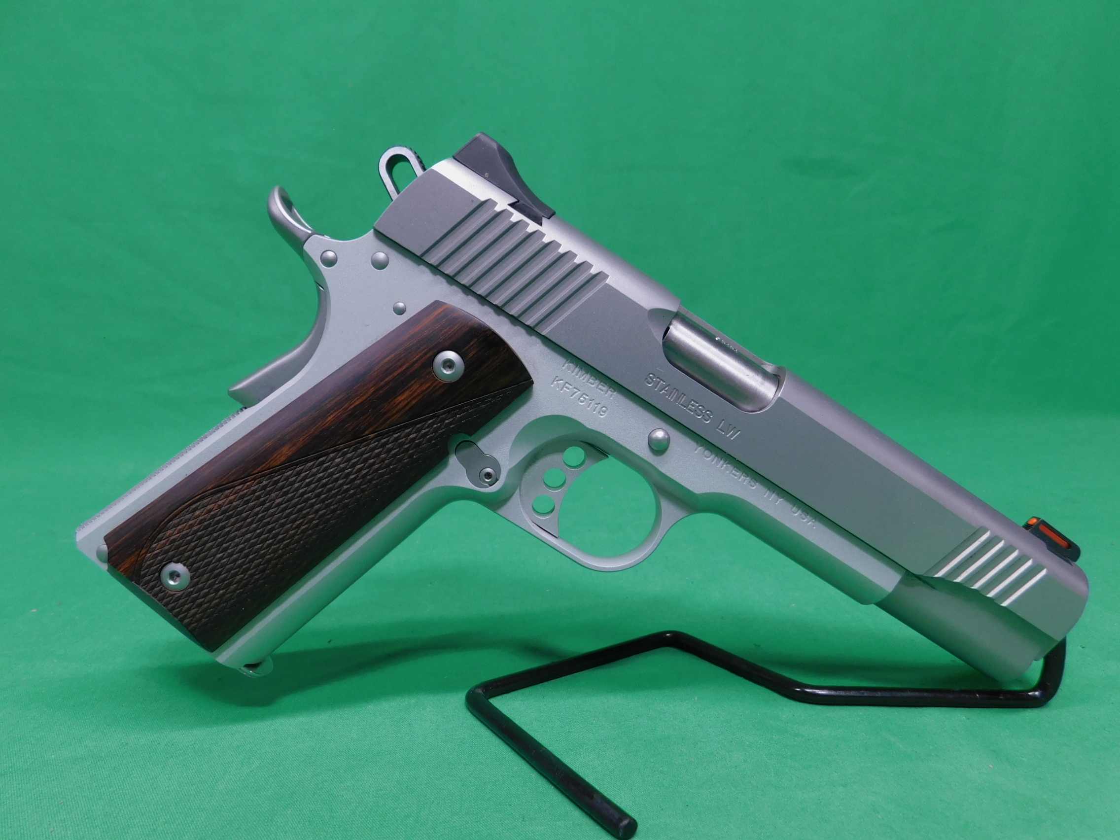 USED KIMBER STAINLESS LW 9MM 5" W/CASE & (2) 9RD MAGS -img-1