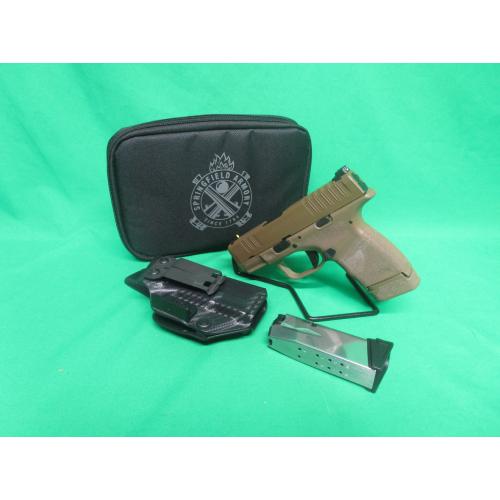 USED SPRINGFIELD HELLCAT 9MM 3.25" W/ SOFT CASE, HOLSTER, (1) 11RD, & (1) 13RD MAGS