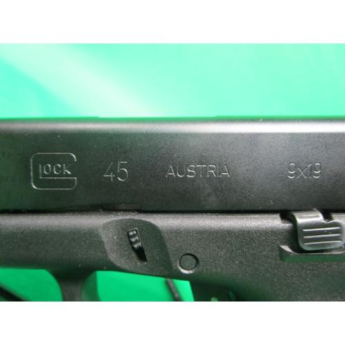 USED GLOCK 19 GEN 5 9MM 4" WITH MISMATCHED G45 SLIDE IN CASE W/(2) 15RD MAGS