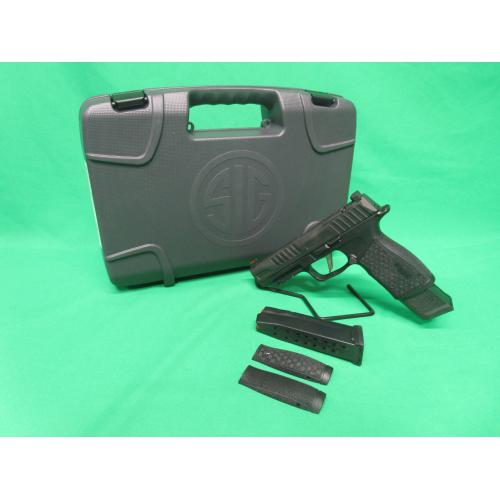 USED SIG SAUER P365 FUSE W/CASE, (1) 17RD,  & (1) 21RD MAGS