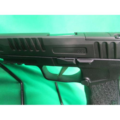 USED SIG SAUER P365 FUSE W/CASE, (1) 17RD,  & (1) 21RD MAGS