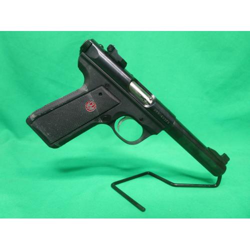 USED 10107 RUGER 22/45 MK III 22LR 5.5" HEAVY BARREL.  BLUED SEMI AUTO PISTOL. W/CASE & 2-10RD MAGS 98%