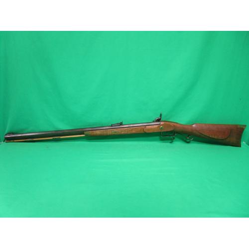 THOMPSON CENTER .50 CAL BLACK POWDER RIFLE KIT RENEGADE/HAWKEN 28" BLUED. DOUBLE SET TRIGGER, PERCUSSION W/BRASS HARDWARE