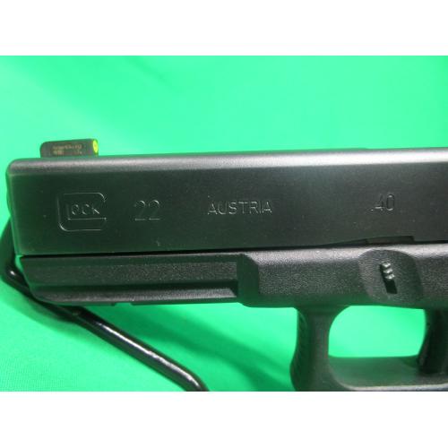 USED GLOCK 22002-10 22 GEN3 40S&W 4.5" W/CASE & (3) 15RD MAGS 