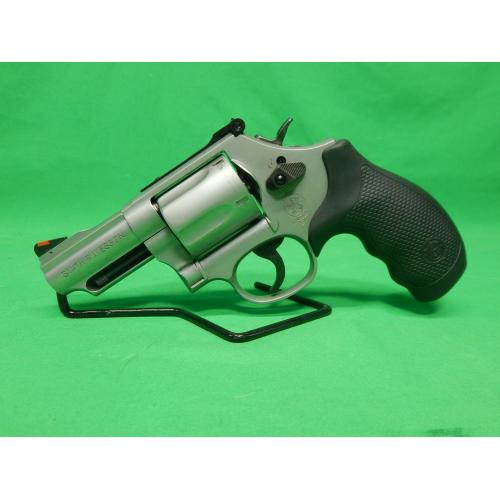 USED SMITH & WESSON 69 COMBAT MAGNUM 44 MAG 5 SHOT 2.75" W/CASE (Consignment)