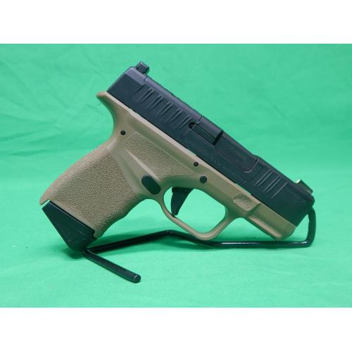 USED SPRINGFIELD HELLCAT 9X19 3" (1) 11RD MAG