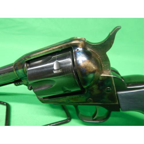 USED RUGER 0551 VAQUERO .45 COLT 4.62" 6RD BLUED SINGLE ACTION REVOLVER. OLD MODEL IN CASE. CCH FRAME. GRAY PEARL GRIPS. VERY GOOD 98%+ (Consignment)
