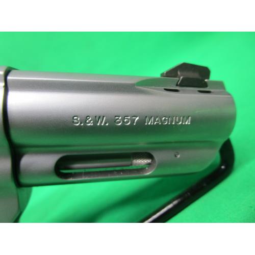 USED RARE SMITH & WESSON 170178 681PC .357MAG STAINLESS 7RD REVOLVER. CAMFOUR EXCLUSIVE LESS THAN 500 MADE. IN CASE. EXCELLENT CONDITION 98%+ (Consignment)