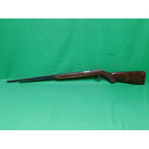 USED VINTAGE REMINGTON MODEL 34 .22LR BLUED TUBE FED BOLT ACTION. MISSING REAR SIGHT. SHOWS NORMAL WEAR FOR AGE. 80% (RSS)