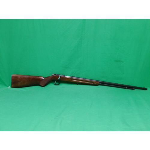 USED VINTAGE REMINGTON MODEL 34 .22LR BLUED TUBE FED BOLT ACTION. MISSING REAR SIGHT. SHOWS NORMAL WEAR FOR AGE. 80% (RSS)