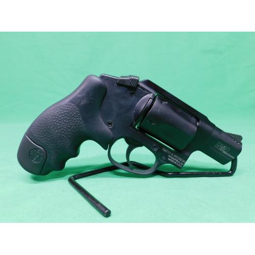 USED SMITH & WESSON M&P BODYGUARD 38SPL 1.875" W/ BOX AND TWO GRIPS