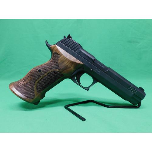 USED SIG SAUER P210 TARGET 9MM 5" W/ (2) 8RD MAGS  (Consignment)