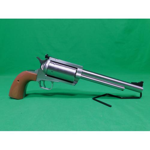 USED MAGNUM RESEARCH BFR 45/70 8" W/BOX AND HOLSTER