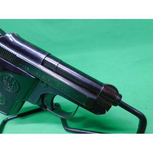 USED BERETTA MOD.950BS 2.5" .25CAL 