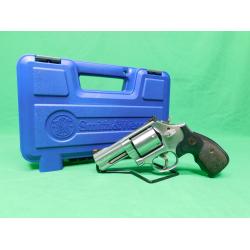 USED SMITH & WESSON 15083 686-6 .357MAG STAINLESS DOUBLE ACTION 7RD REVOLVER. W/CASE, UNFLUTED CYLINDER. 686 PLUS. VERY GOOD 98%  (Consignment)