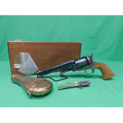 USED 1976 AUTHENTIC COLT BLACK POWDER SERIES 3RD MODEL DRAGOON .44 CAL REVOLVER. W/PRESENTATION CASE. AS NEW IN CASE. 99% COLLECTOR ESTATE (Consignment)