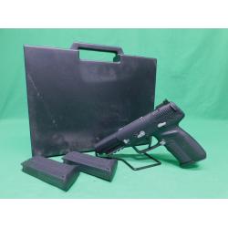 NEW OLD STOCK 2007 FN FIVE SEVEN 5.7X28MM BLACK PISTOL. W/ 3-20RD MAGS. AS NEW IN CASE FROM COLLECTOR ESTATE 99%.  (Consignment)