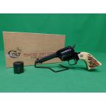 USED 1967 COLT FRONTIER SCOUT '62 .22LR/.22 MAG CONVERTIBLE BLUED REVOLVER. IN BOX. LIGHT WEAR ON BBL FROM CYLINDER IN BOX. 98% COLLECTOR ESTATE  (Consignment)