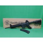 NEW OLD STOCK SMITH & WESSON 811030 M&P15-22 .22LR 16