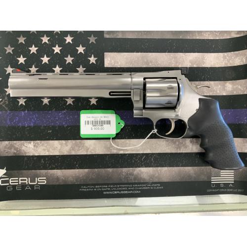 Dan Wesson 44 MAG