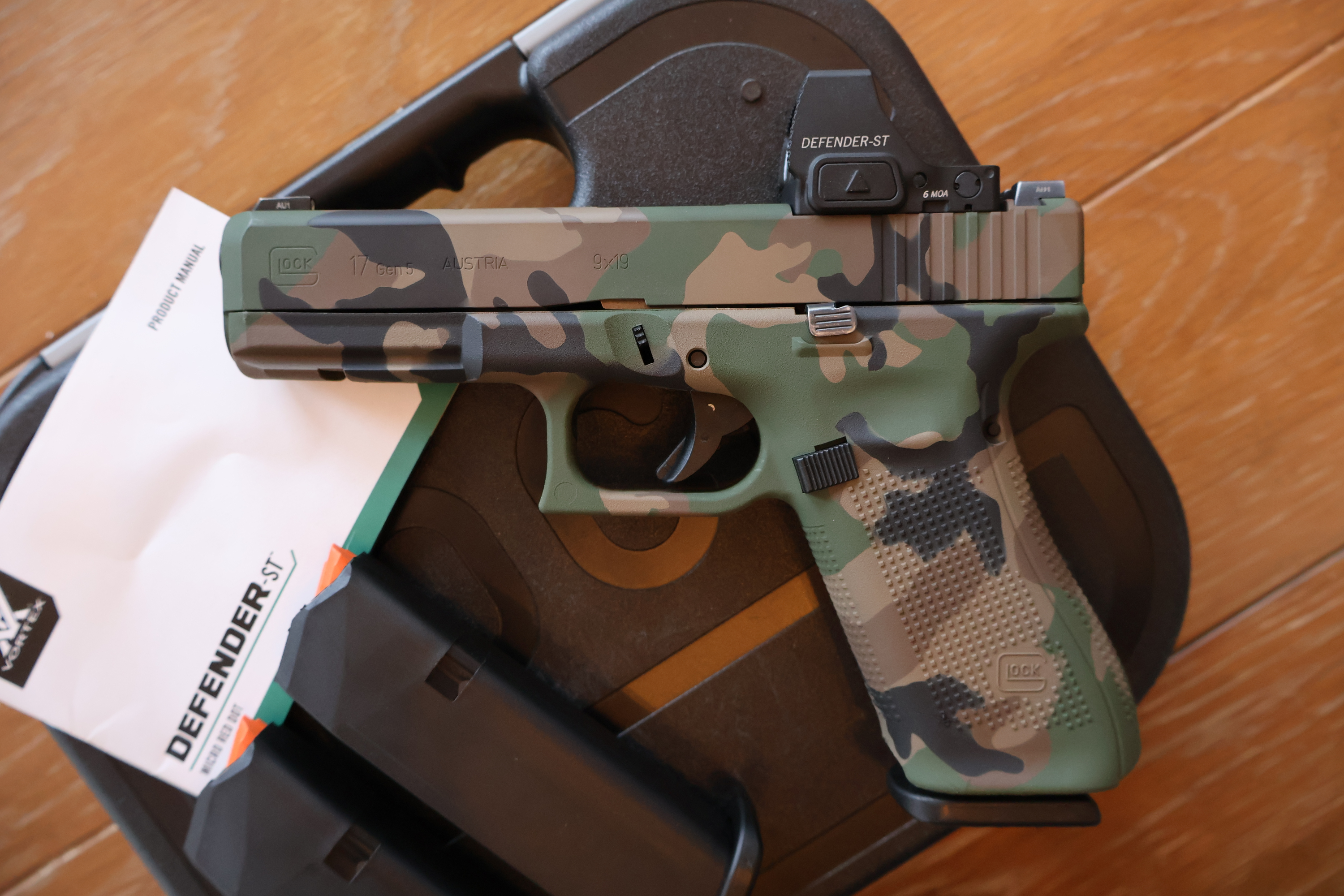 GLOCK G17 GEN5 VORTEX OPTICS CUT M81 WOODLAND CAMO GRENADE PORT 4.49" 9MM-img-3