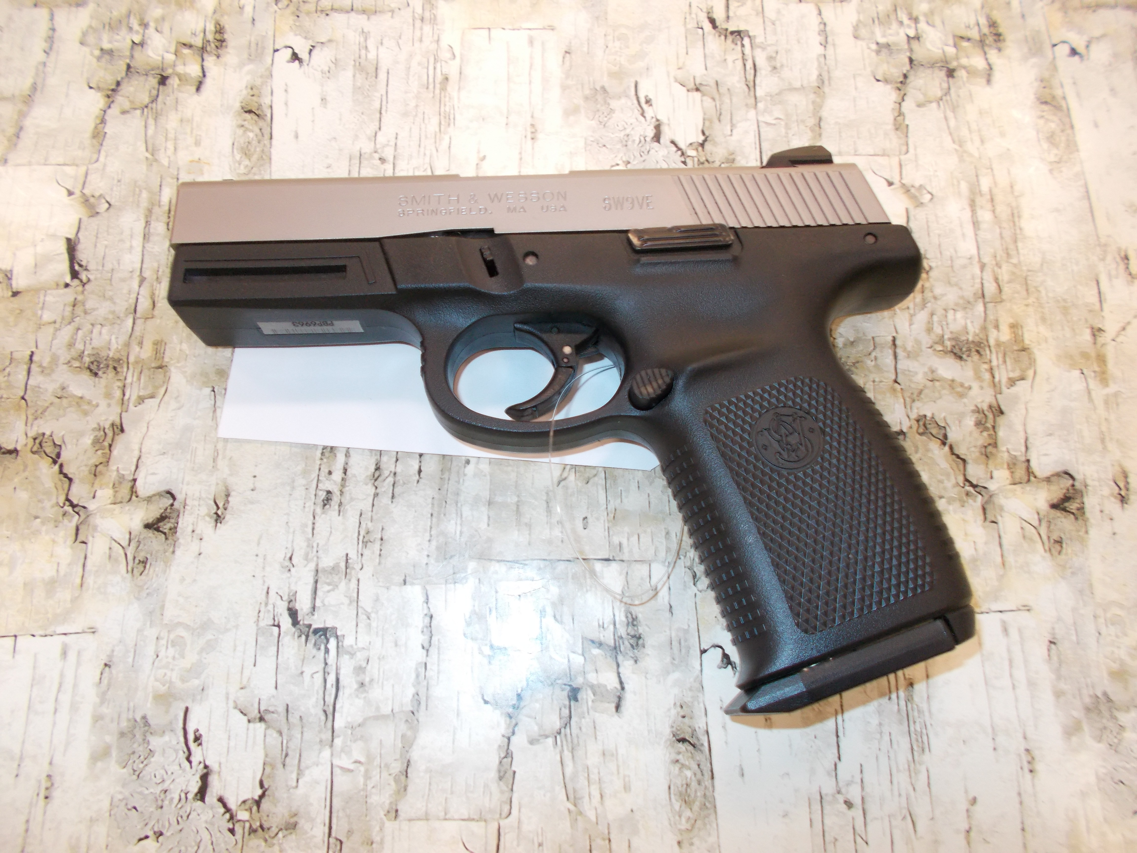S&W MODEL SW9VE SIGMA SERIES TWO-TONE FINISH 4" BBL 9MM-img-1