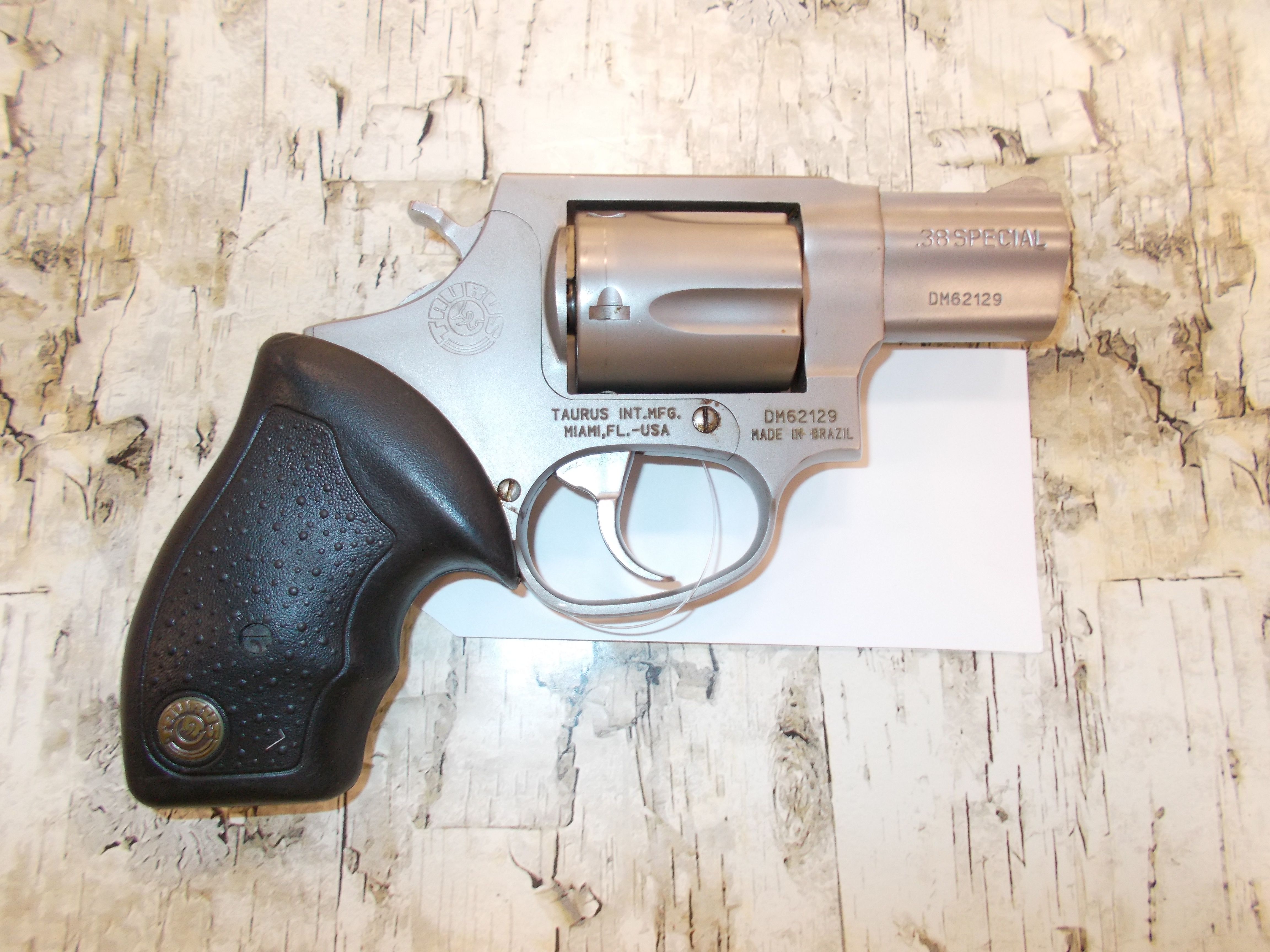 TAURUS INT. MODEL 85 MATTE STAINLESS FINISH 5-SHOT CYL. 2" BBL .38 SPL-img-1