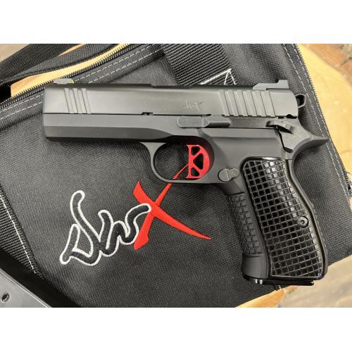 DAN WESSON DWX COMPACT BLACK ALUMINUM FRAME NIGHT SIGHTS 4" BBL 9MM (W/ FACTORY BOX SKU 92102 2-10RND MAGS)