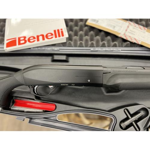 BENELLI (ITALY) M2 FIELD LEFT HAND (LH) BLACK FINISH SYNTHETIC STOCK 26" BBL 20GA (W/ FACTORY GREY HARD CASE 5-CHOKES TOTAL)
