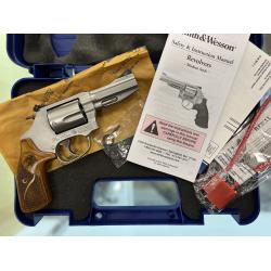 S&W MODEL 60 PRO SERIES STAINLESS FINISH ADJ. SIGHTS WOOD GRIPS 3