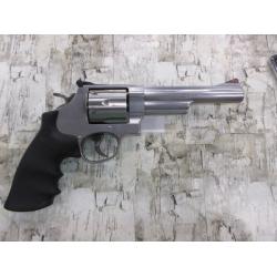 S&W MODEL 629-6 STAINLESS FINISH ADJ. SIGHTS RUBBER GRIPS 6