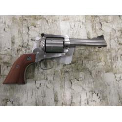 RUGER NEW MODEL SUPER BLACKHAWK STAINLESS FINISH ADJ. SIGHT WALNUT GRIPS 4-5/8