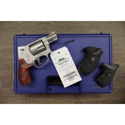 S&W MODEL 637-2 SILVER ALUMINUM FINISH FIXED SIGHTS 1-7/8