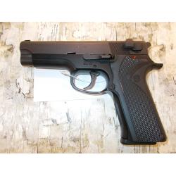 SMITH & WESSON MOD 915 9MM USED GUN 2 MAGS NO BOX