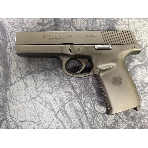 Smith & Wesson SW9F