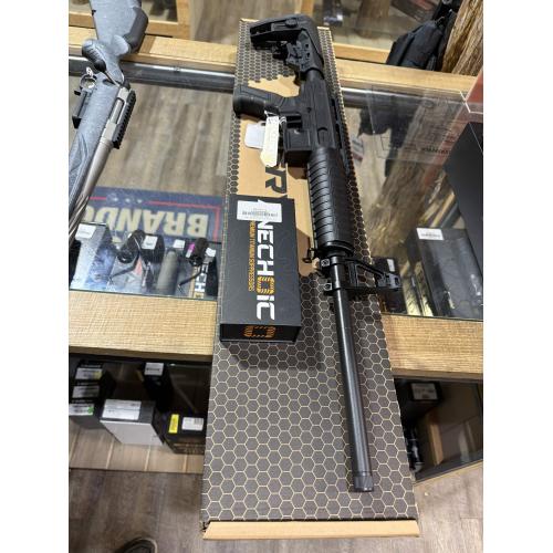 derya feather and pipsqueak can