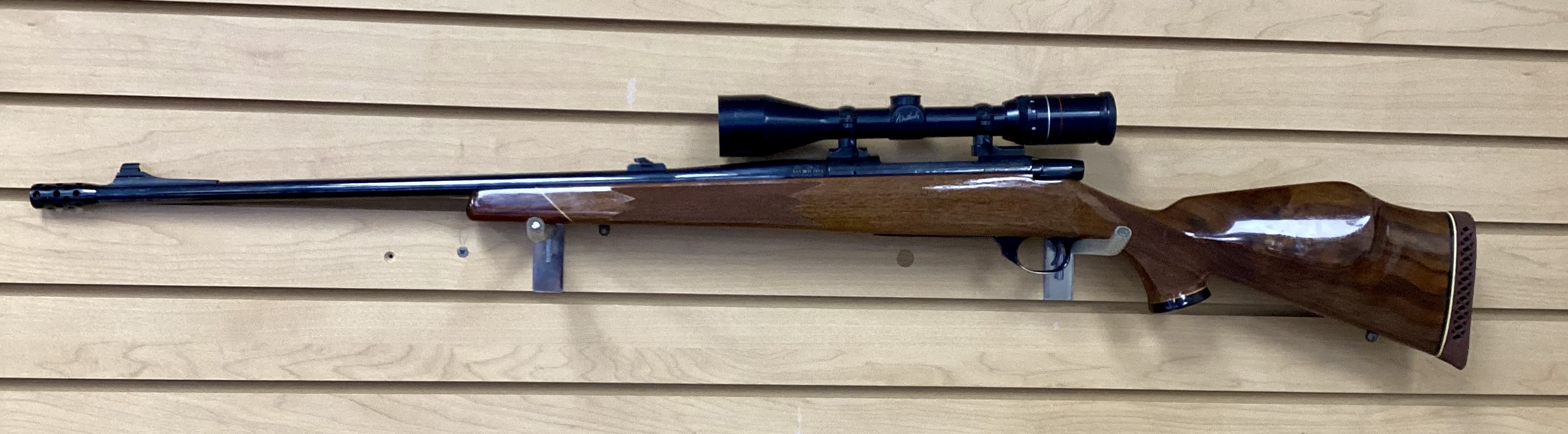 Weatherby Vanguard, .300wby With Weatherby Scope-img-2